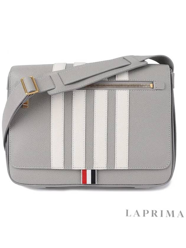 Pebble Grain 4 Bar Reporter Shoulder Bag Light Grey - THOM BROWNE - BALAAN 9