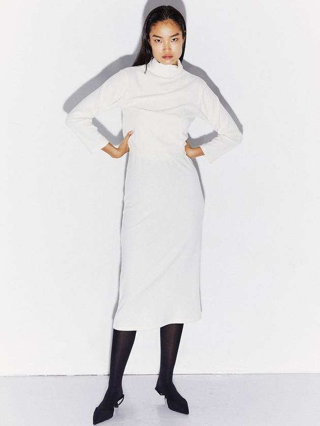 CROP TURTLENECK SWEATER V NECK DRESS SET IVORY - KIMDOH - BALAAN 3