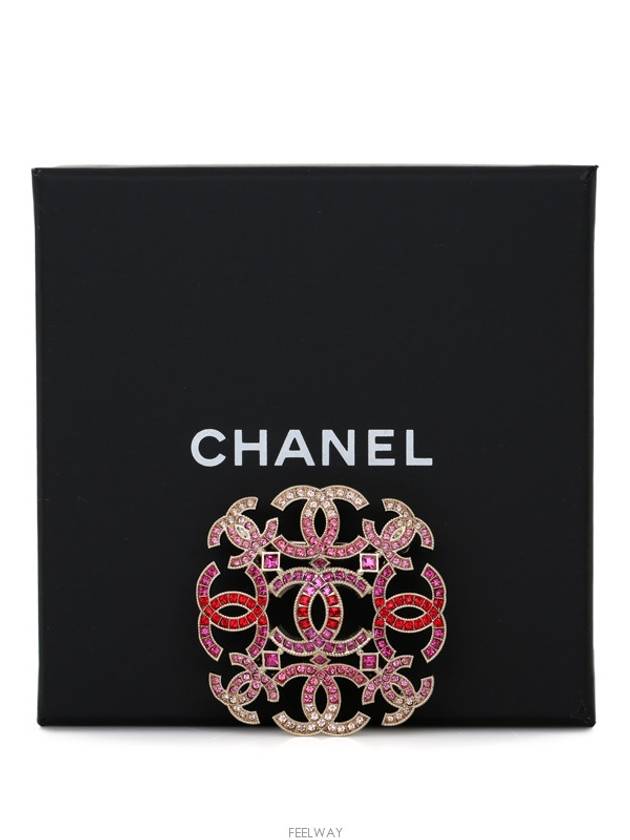 Women Brooches Pins - CHANEL - BALAAN 9