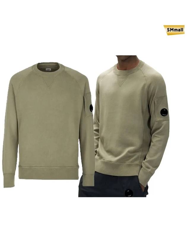 Men's Lens Wappen Crew Neck Sweatshirt Khaki - CP COMPANY - BALAAN 2