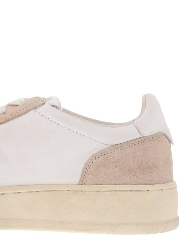 Men's Medalist Low Top Sneakers Beige - AUTRY - BALAAN 8