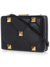 Roman Stud Minaudi?re Clutch Bag Black - VALENTINO - BALAAN.