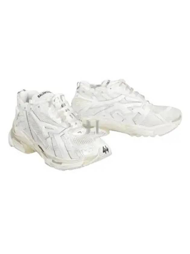 Runner Low Top Sneakers White - BALENCIAGA - BALAAN 2