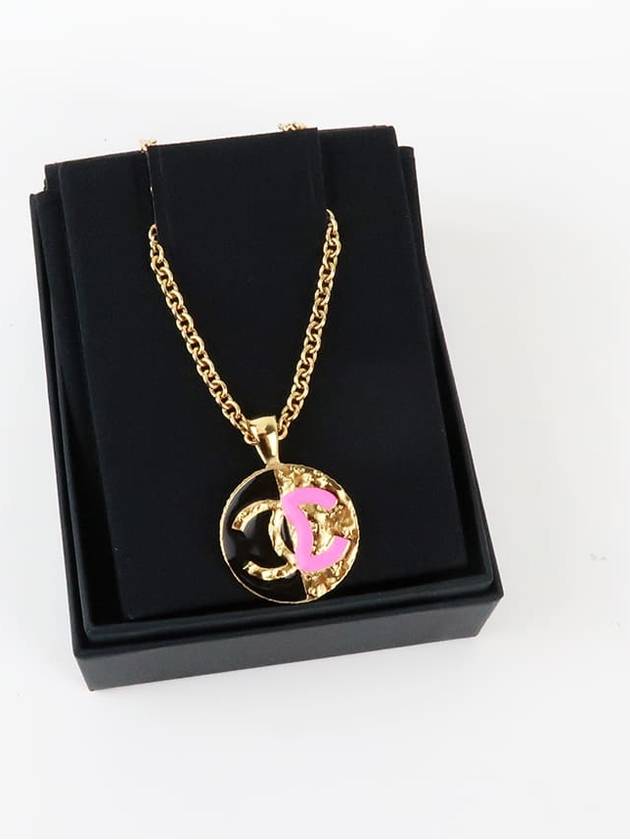 CC logo pendant necklace gold - CHANEL - BALAAN 3