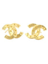 CC Logo Engraved Earrings Gold - CHANEL - BALAAN 1