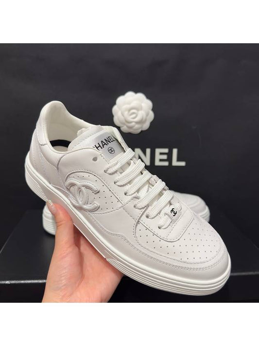 CC Logo Calfskin Low Top Sneakers White - CHANEL - BALAAN 2