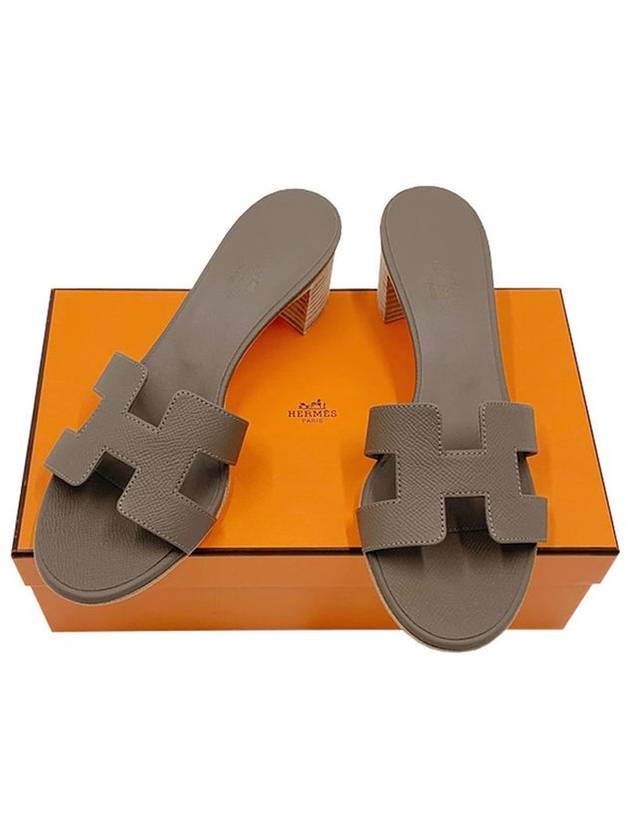 Oasis Epsom Sandals Etoupe - HERMES - BALAAN 2