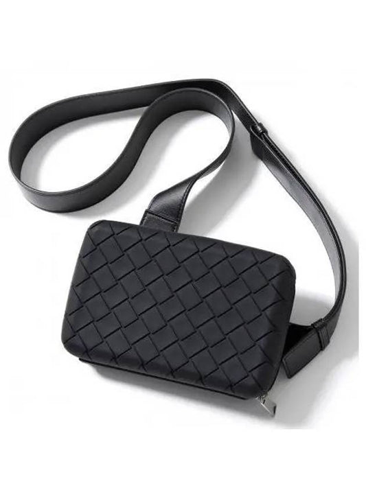 Tech Rubber Clutch Bag Black - BOTTEGA VENETA - BALAAN 2