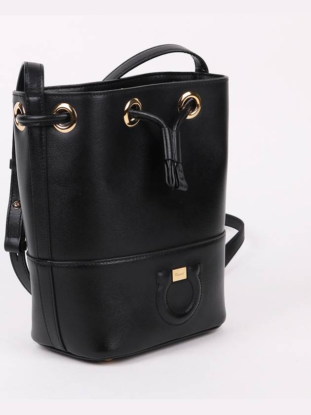 Ferragamo Black Gancini Mini Bucket Crossbody Bag - SALVATORE FERRAGAMO - BALAAN 4