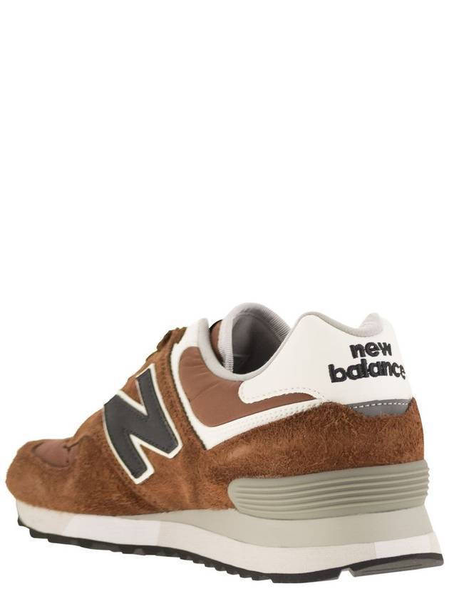 576 - Sneakers - NEW BALANCE - BALAAN 3