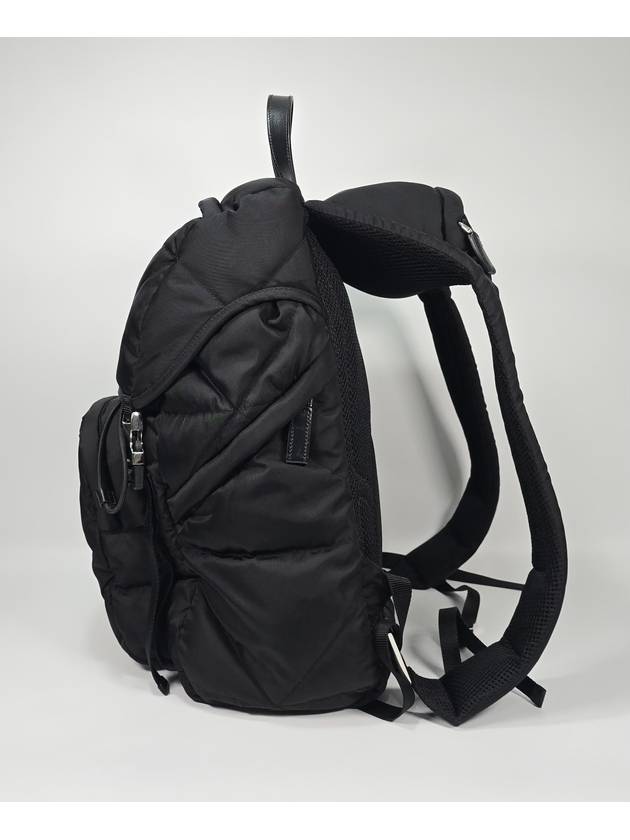 Quilted hooded nylon padded backpack - PRADA - BALAAN 4