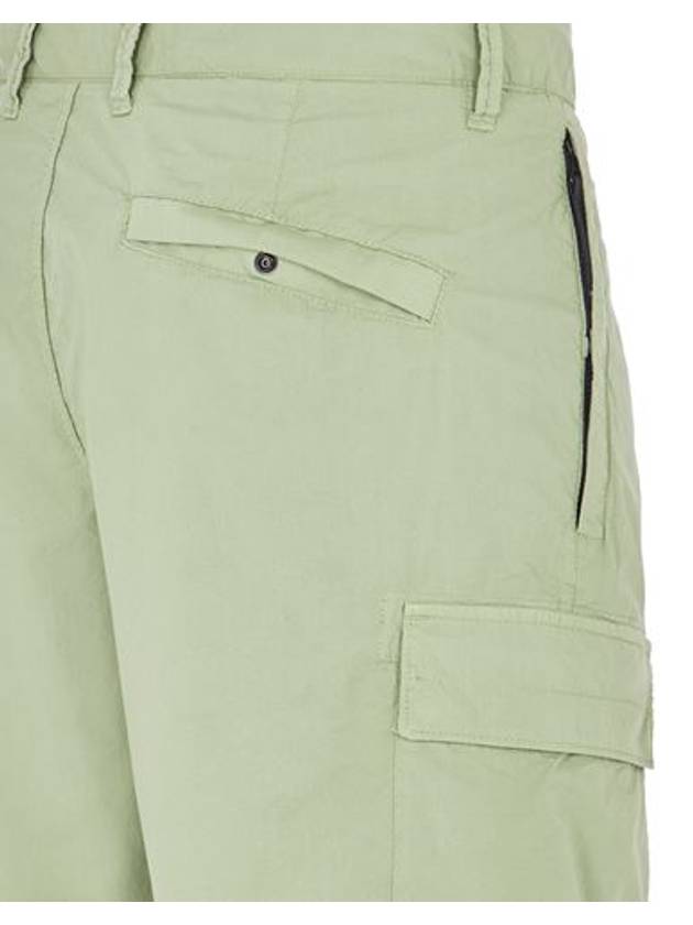 Men's Logo Patch Cargo Shorts Sage Green - STONE ISLAND - BALAAN 4