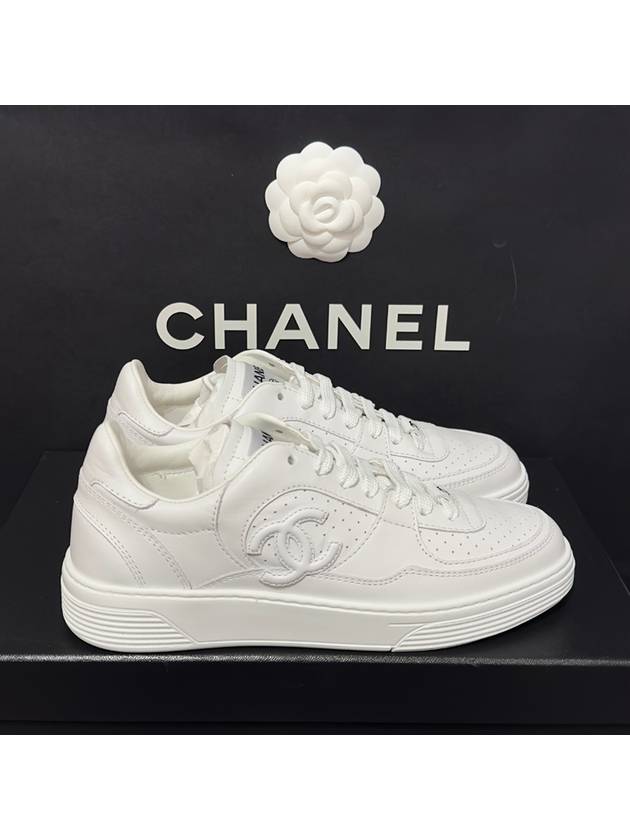 CC Logo Calfskin Low Top Sneakers White - CHANEL - BALAAN 4