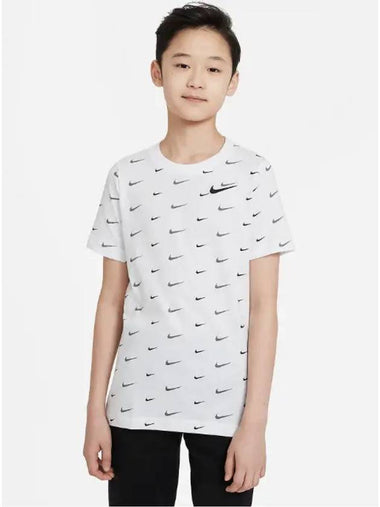 Boys Sportswear Short Sleeve T-Shirt DC7530 100 SPTCAS Boys Sportswear T Shirt White Black - NIKE - BALAAN 1