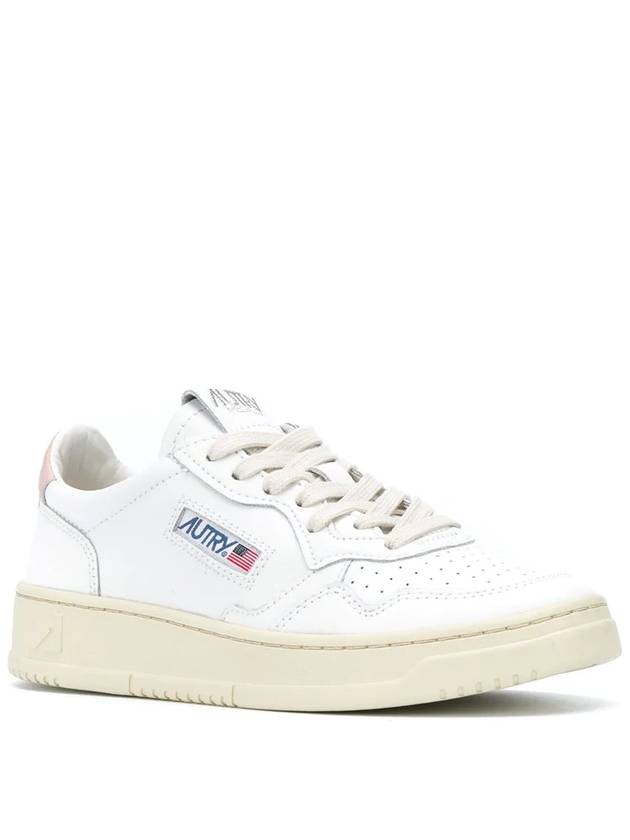 Medalist Pink Tab Leather Low Top Sneakers White - AUTRY - BALAAN 3