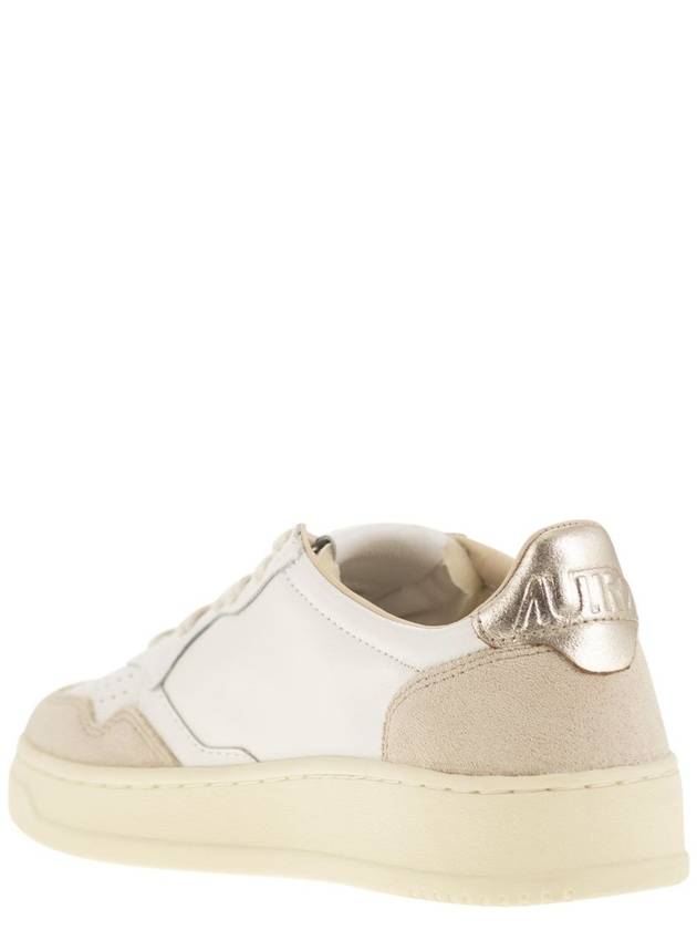 Medalist Leather Low-Top Sneakers Gold White - AUTRY - BALAAN 4