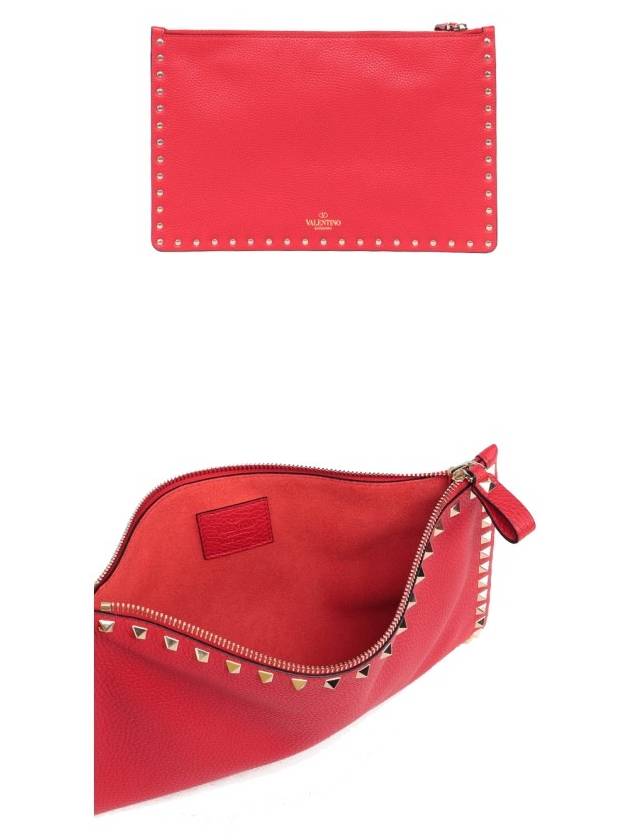 Rockstud Stampa Alce Clutch Bag Red - VALENTINO - BALAAN 6