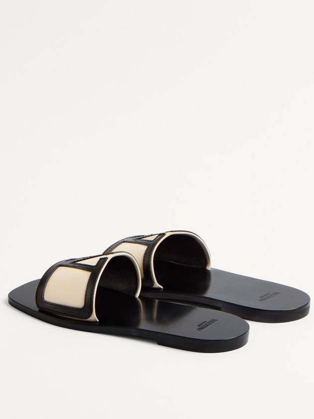 Valentino Garavani Sandals Black - VALENTINO - BALAAN 5