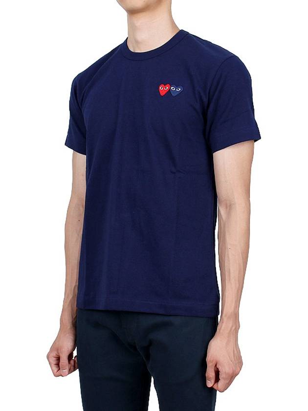 Play Men's Double Heart Wappen Short Sleeve T-Shirt Navy P1 T226 2 - COMME DES GARCONS - BALAAN 4