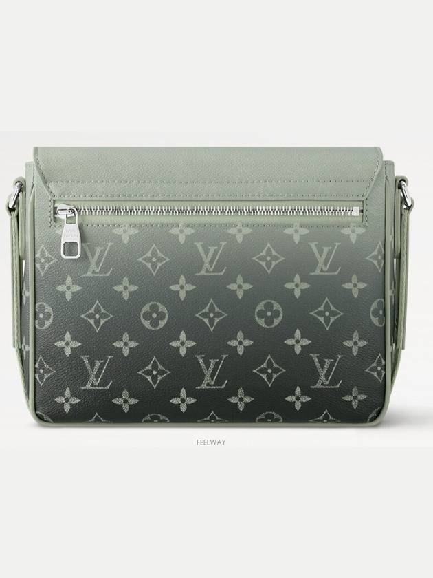 M11593 District PM - LOUIS VUITTON - BALAAN 3