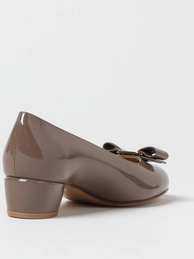 Vara Bow Patent Pumps Grey - SALVATORE FERRAGAMO - BALAAN 4