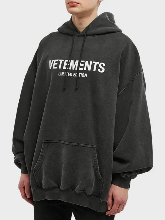 Logo Print Cotton Hoodie Black - VETEMENTS - BALAAN 3