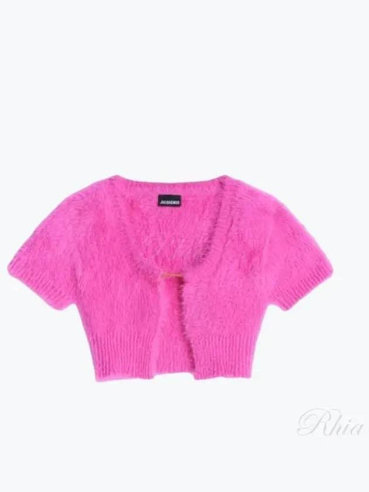 La Maile Neve Logo Charm Fluffy Crop Cardigan Pink - JACQUEMUS - BALAAN 2
