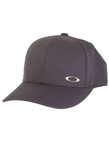 Essential Metal Cap 24 0 FOS901755 FORGED IRON - OAKLEY - BALAAN 1