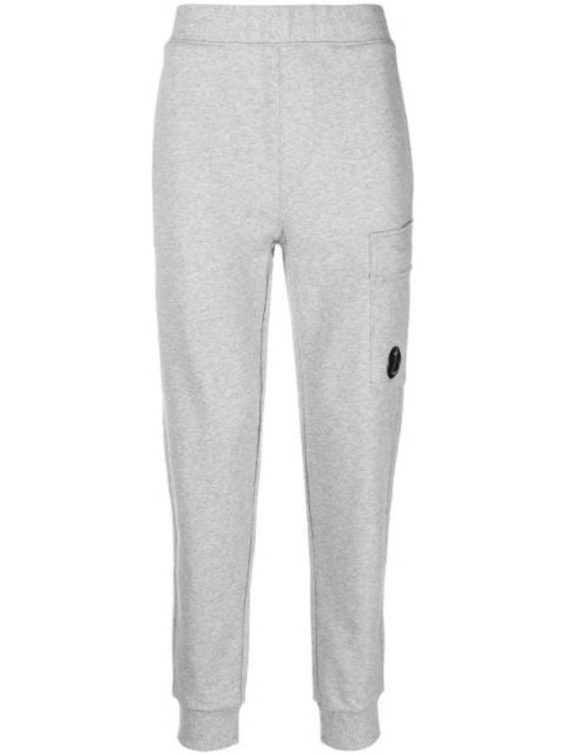 Lens Wappen Fleece Jogger Pants Gray Melange - CP COMPANY - BALAAN 1