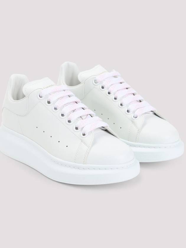 Oversized Low-Top Sneakers White - ALEXANDER MCQUEEN - BALAAN 4