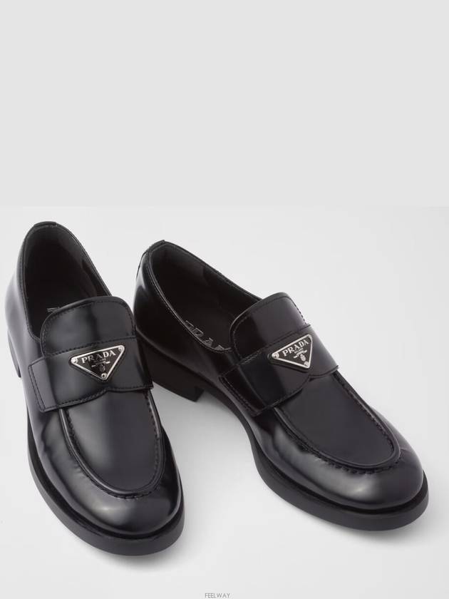 Triangle Logo Brush Leather Loafers Black - PRADA - BALAAN 3