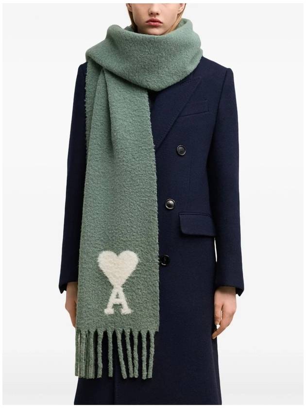 Oversized de Coeur scarf USF422A W0054 4013 - AMI - BALAAN 3