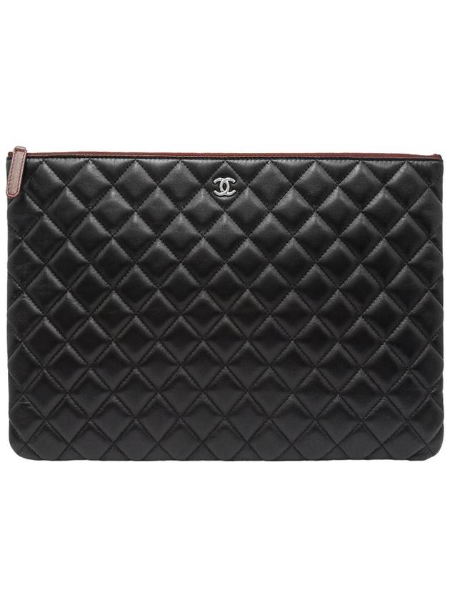 Women s A82552 Lambskin Classic COCO Silver Logo Large Clutch - CHANEL - BALAAN 1