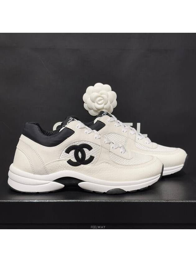 Women's Cruise Sneakers White Mesh Calfskin - CHANEL - BALAAN 3