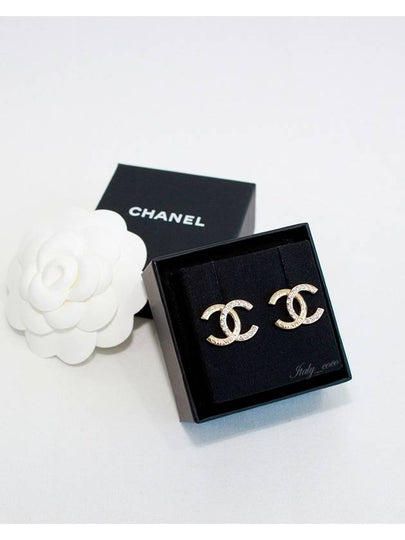 CC Logo Earrings Gold - CHANEL - BALAAN 2