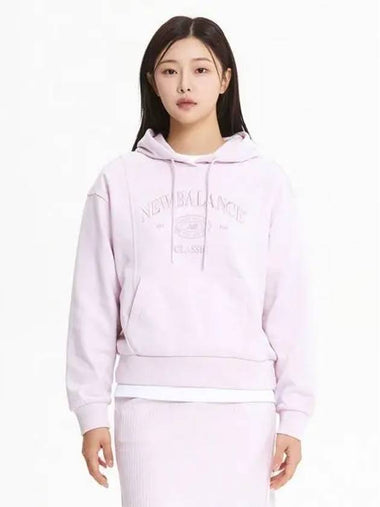 NBN0E4W842 WOMEN Heritage Hoodie LIGHT PINK - NEW BALANCE - BALAAN 1