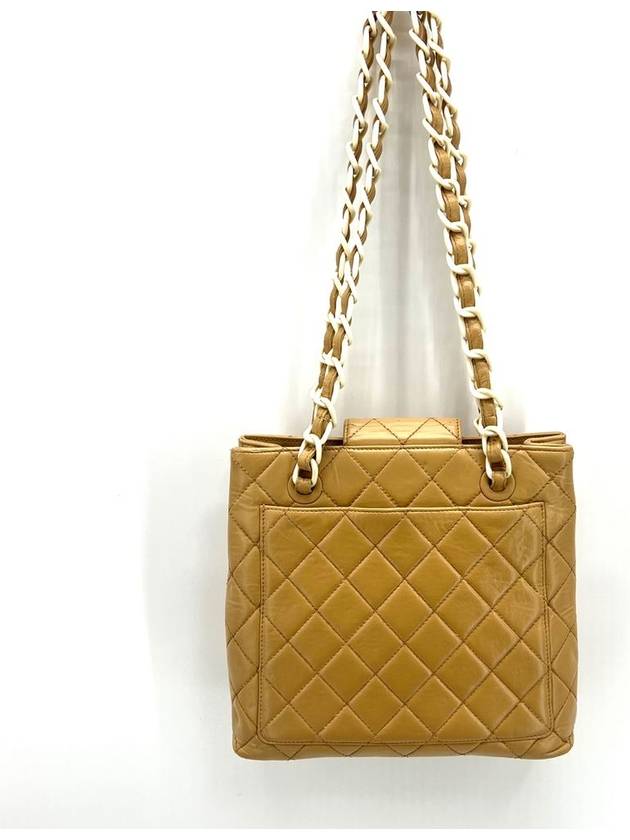 Lambskin quilted shoulder bag - CHANEL - BALAAN 5