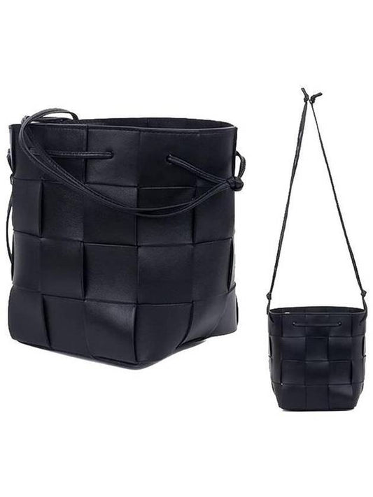 Intrecciato Cassette Small Bucket Bag Black - BOTTEGA VENETA - BALAAN 2