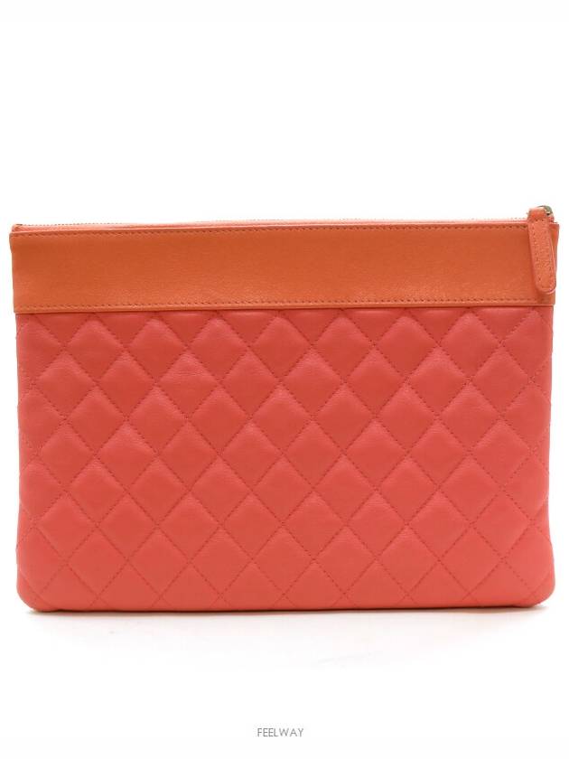 women clutch bag - CHANEL - BALAAN 4