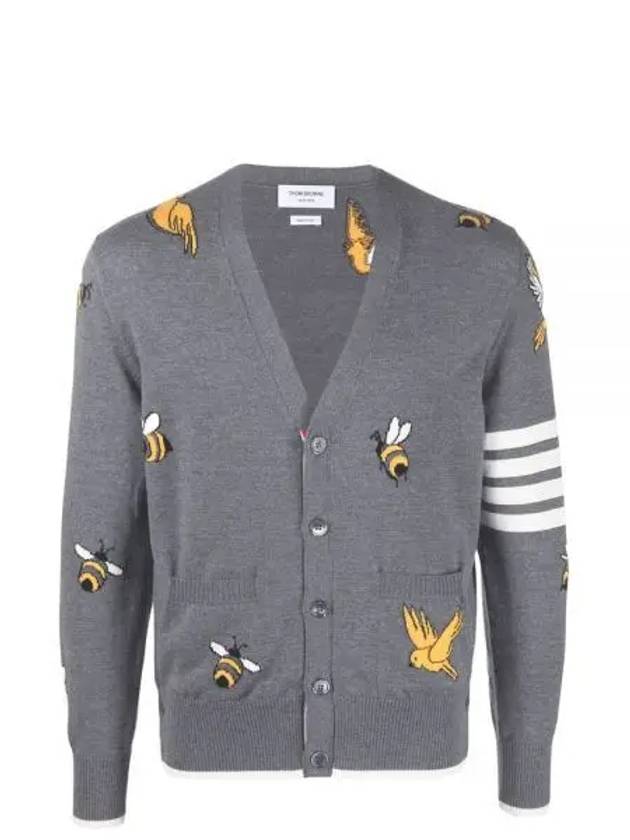 Men's Merino Bird Bee 4 Bar V-Neck Merino Cotton Cardigan Medium Grey - THOM BROWNE - BALAAN 2