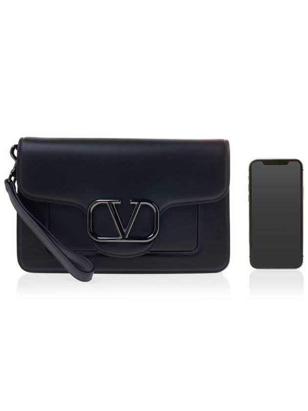 V Logo Leather Clutch Bag Black - VALENTINO - BALAAN 7