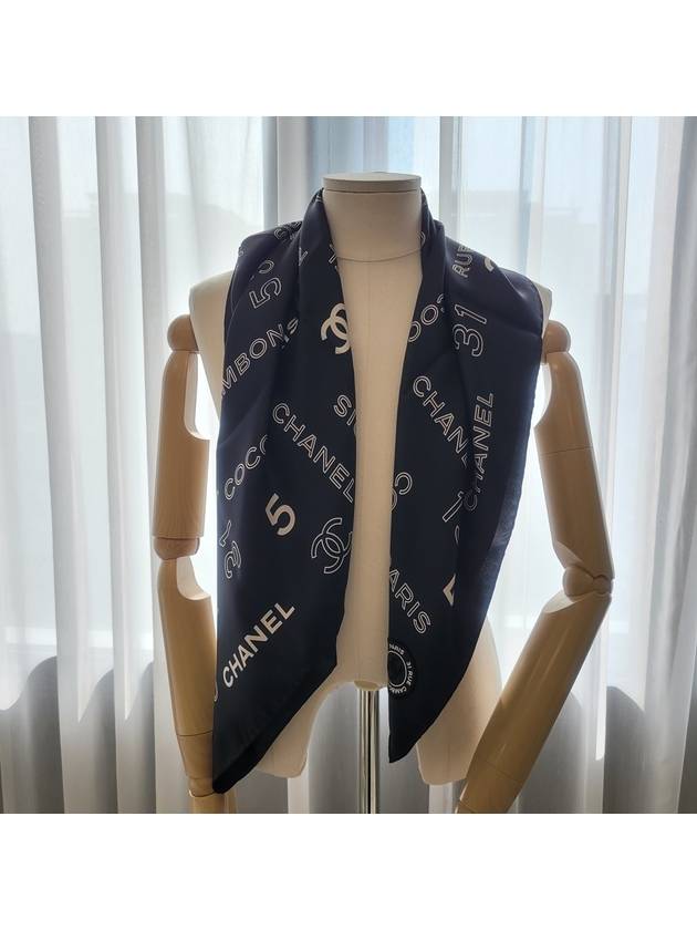 Velvet logo lettering scarf black and white - CHANEL - BALAAN 3