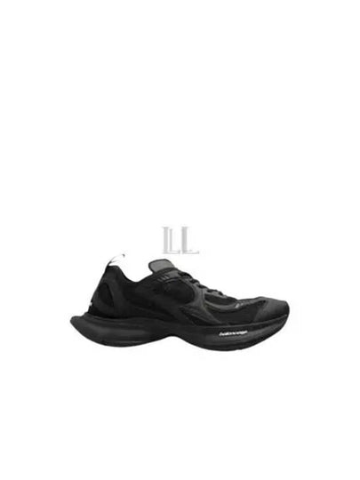 Circuit Low Top Sneakers Black - BALENCIAGA - BALAAN 2