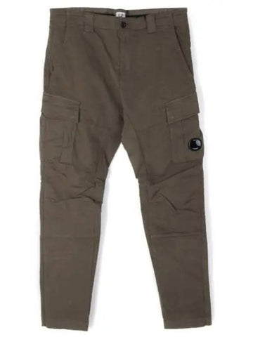 CP Company Elastic Sateen Cargo Pants s_Ergonomic Fit 15 CMP A186A 005529G 653 Stretch Satin Pants_Ergonomic Fit - CP COMPANY - BALAAN 1