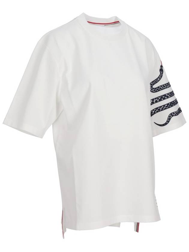 SHORT SLEEVE TEE W/ NAVY 4 BAR SNAKE EMBROIDERY IN MEDIUM WEIGHT JERSEY COTTON - THOM BROWNE - BALAAN 3