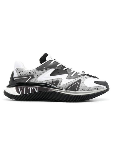 Logo Wade Runner Low-Top Sneakers Black - VALENTINO - BALAAN 1