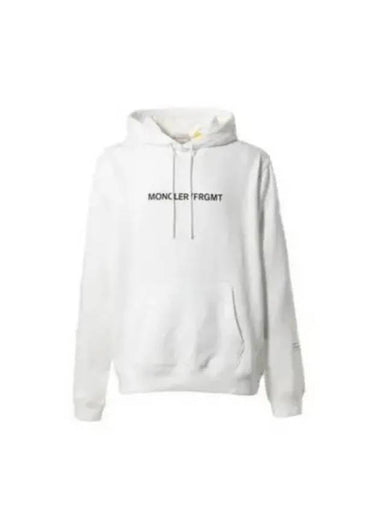 8G00003 M2372 001 Print Logo Hoodie 800060 - MONCLER - BALAAN 1