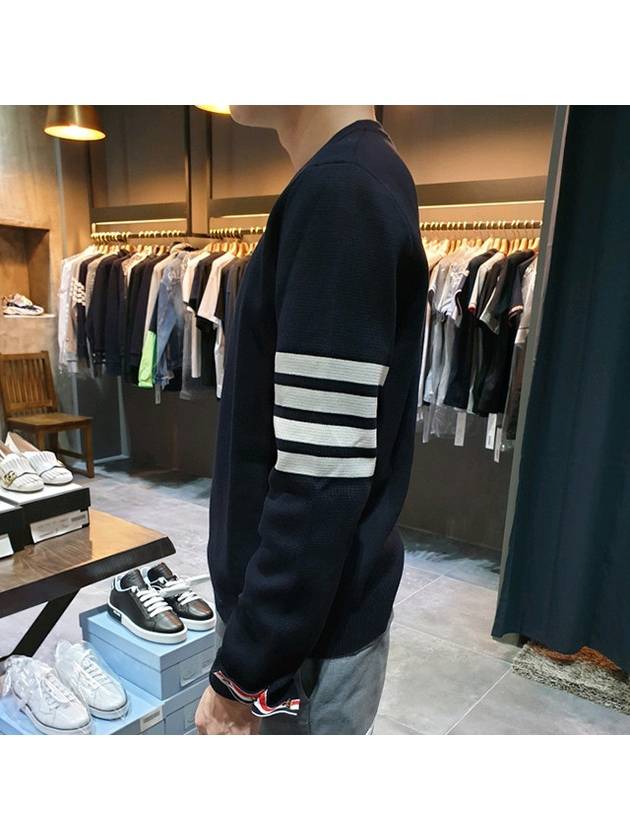 4 Bar Armband Milano Stitch Knit Top Navy - THOM BROWNE - BALAAN 5