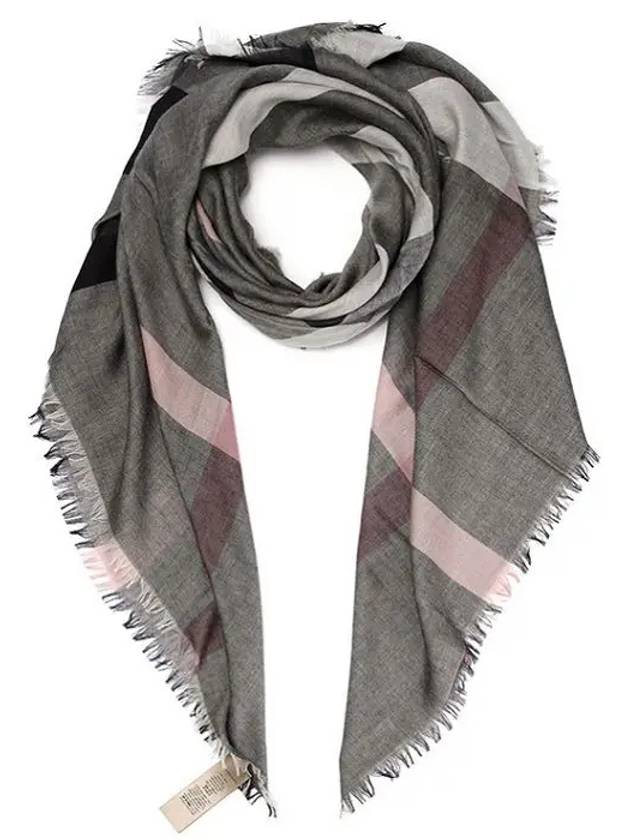 Mega Check Scarf Grey - BURBERRY - BALAAN 3