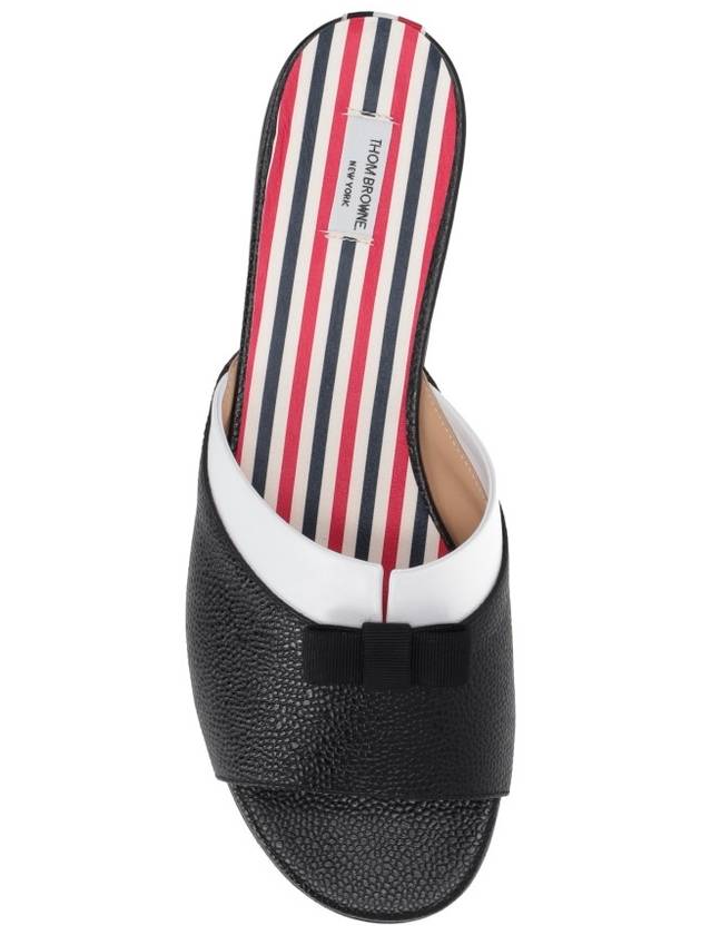 Bow Pebble Grain Leather Slippers Black - THOM BROWNE - BALAAN 5